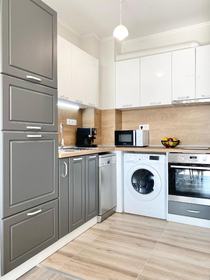 Private Apartment For 4 Guests And Parking Plovdiv Buitenkant foto